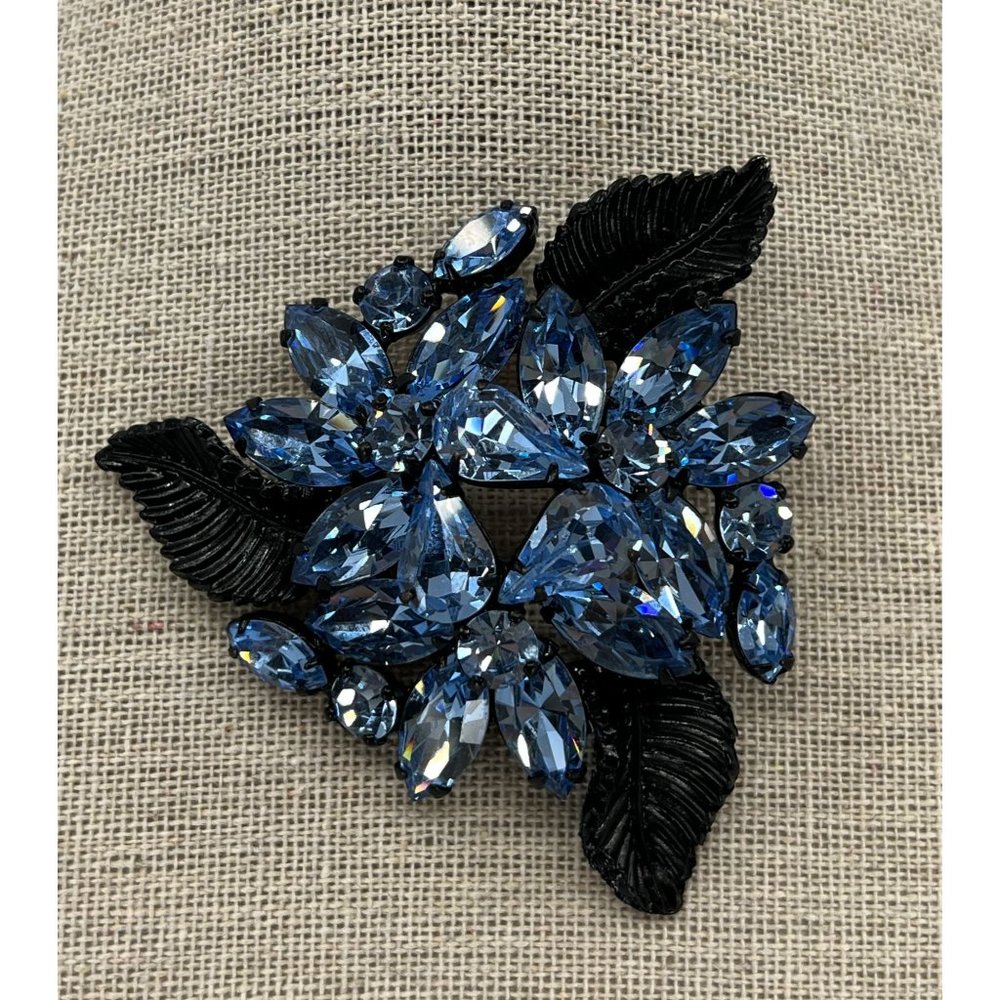 Vintage Weiss Japanned Light Sapphire Blue Double Tiered Statement Brooch